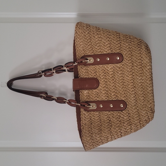 Michael Kors tote - Picture 2 of 9